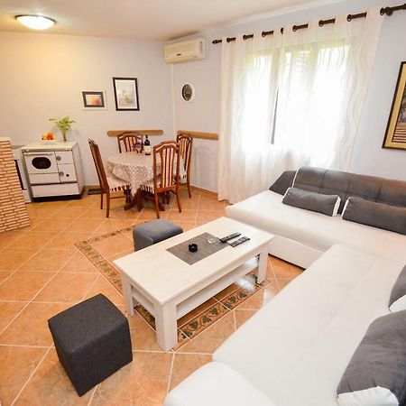 Apartment Buki Котор Екстериор снимка