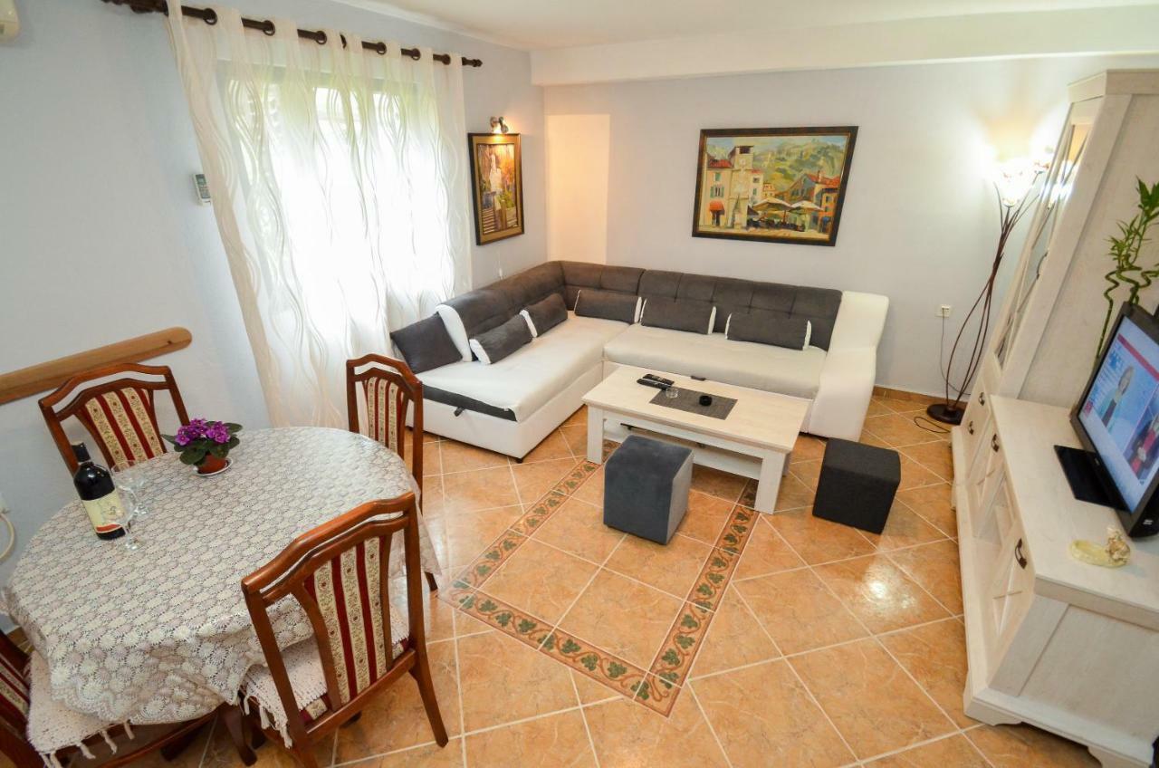 Apartment Buki Котор Екстериор снимка