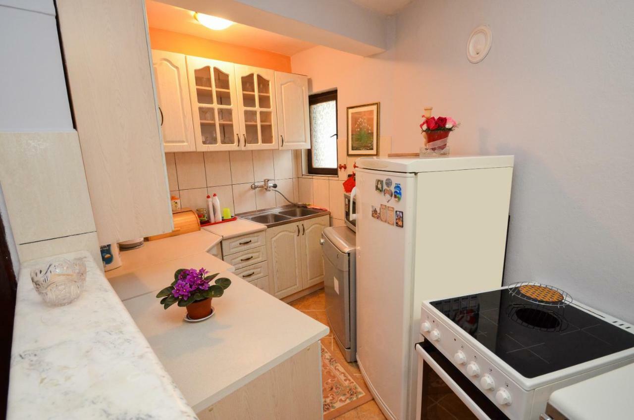 Apartment Buki Котор Екстериор снимка